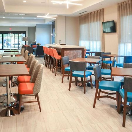 Comfort Suites Gainesville Near University Екстер'єр фото