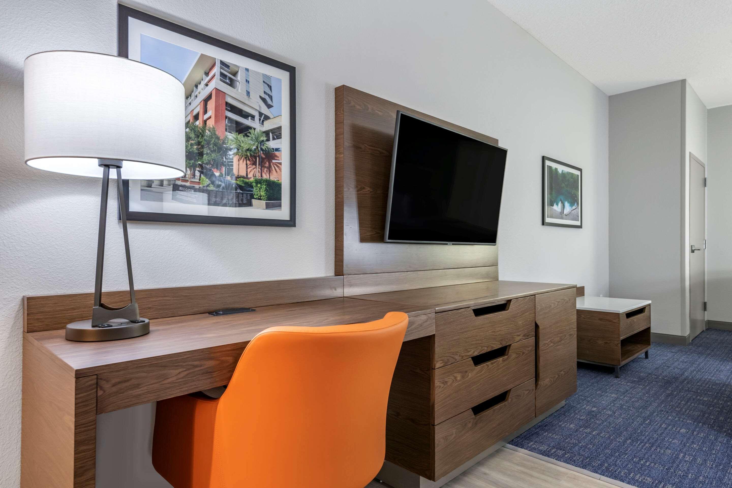 Comfort Suites Gainesville Near University Екстер'єр фото