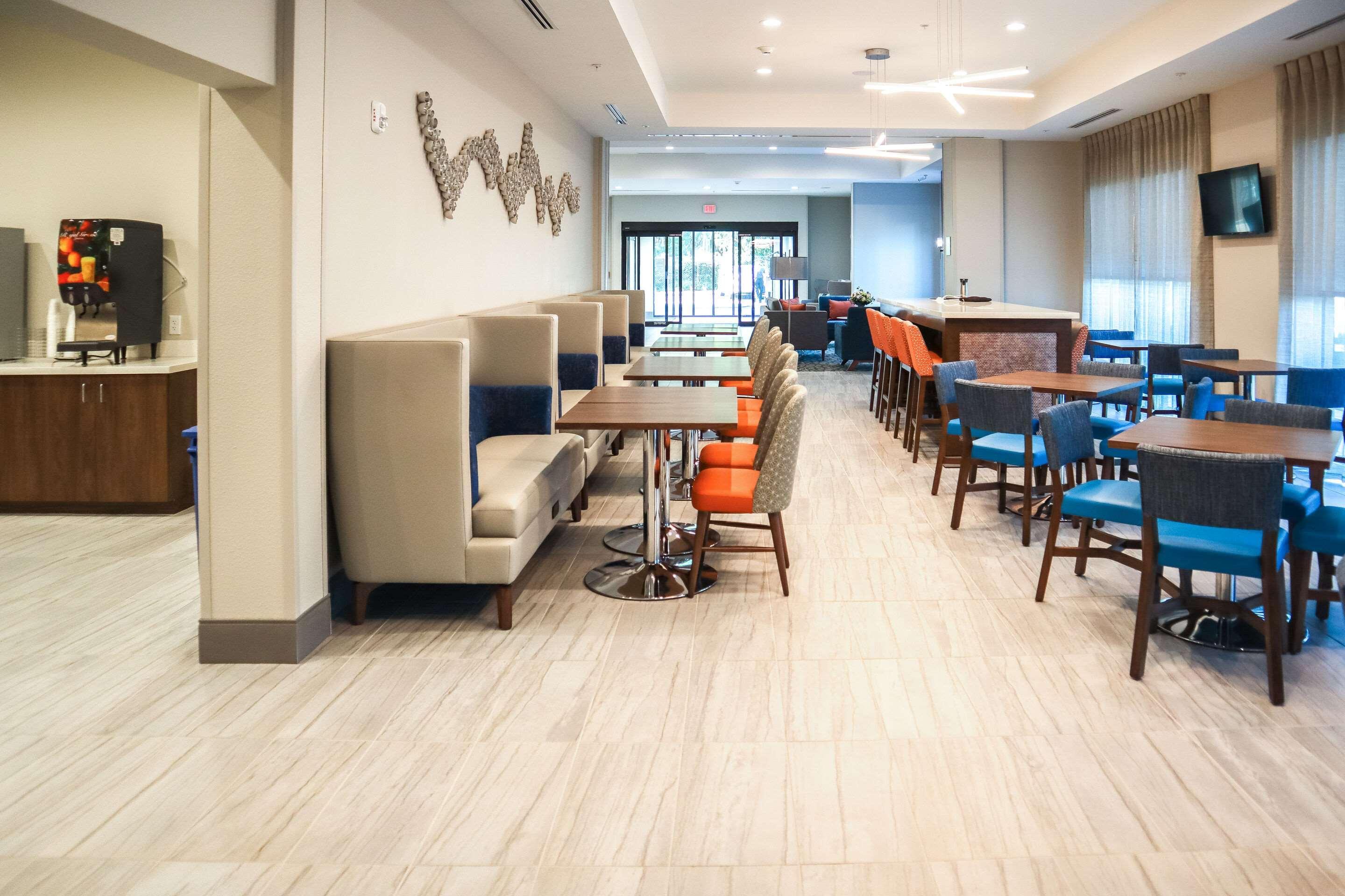 Comfort Suites Gainesville Near University Екстер'єр фото