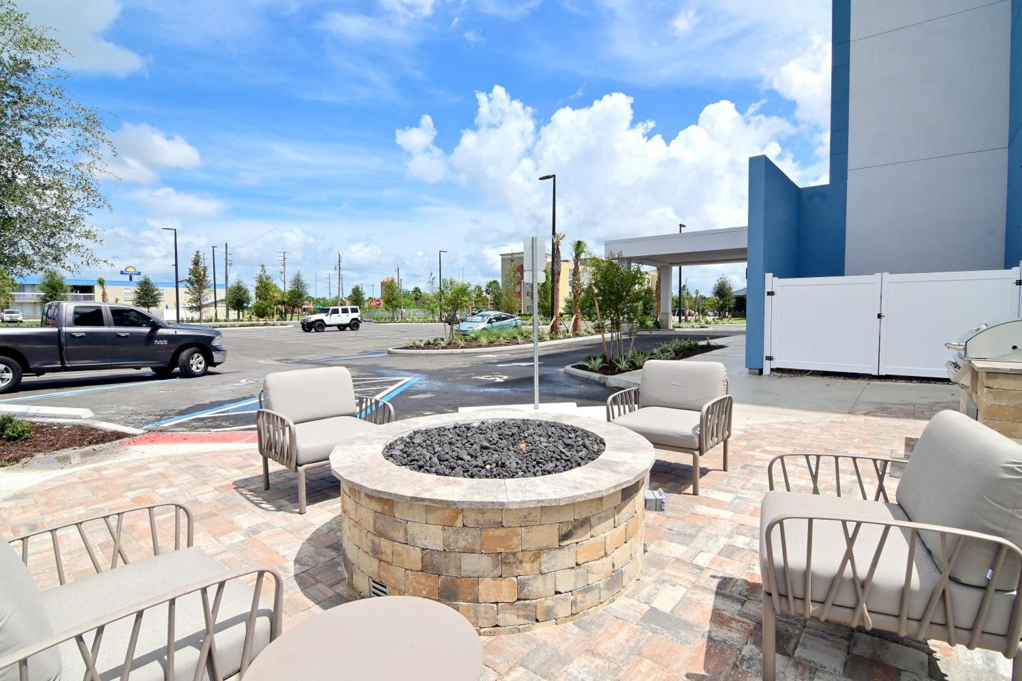 Comfort Suites Gainesville Near University Екстер'єр фото
